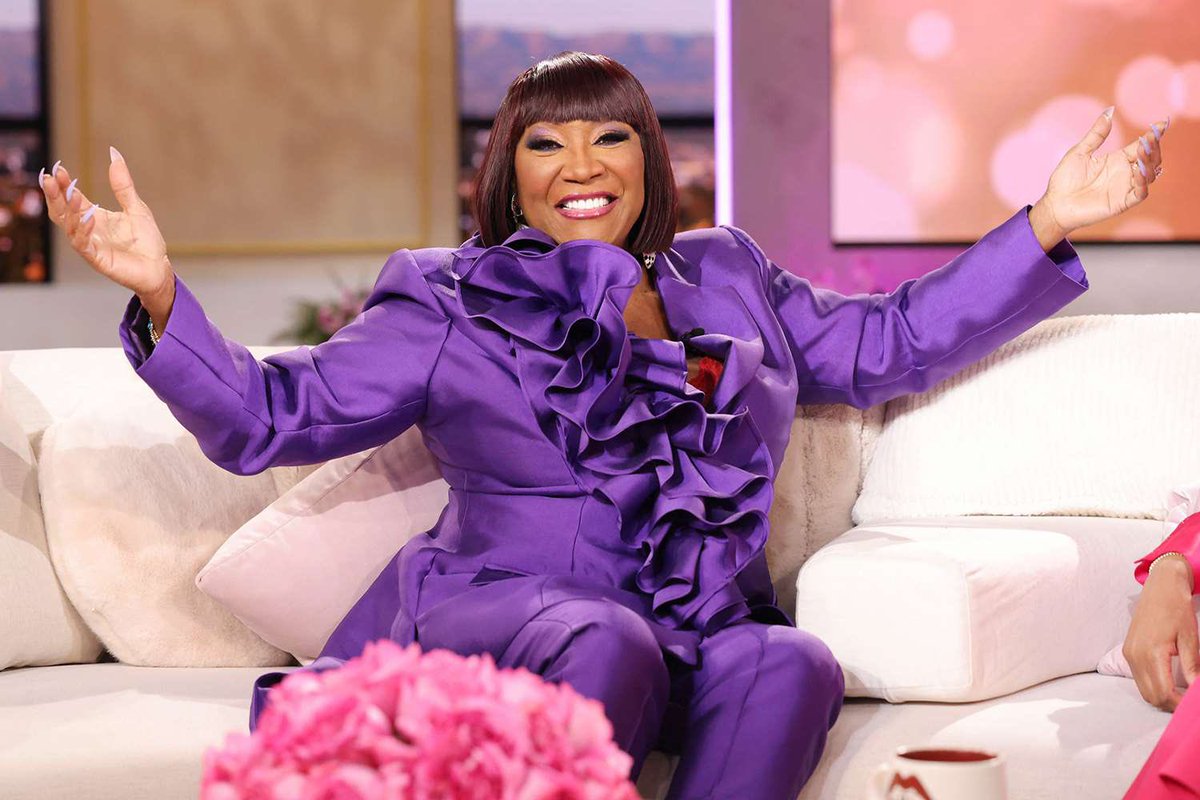 BlockTopickz's tweet photo. Happy 82nd Birthday to Patti Labelle 🎂 https://t.co/cksv7MXU6S