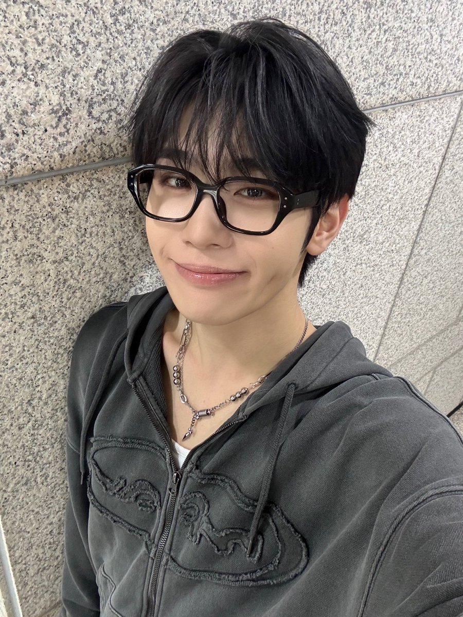 탯 tweet media