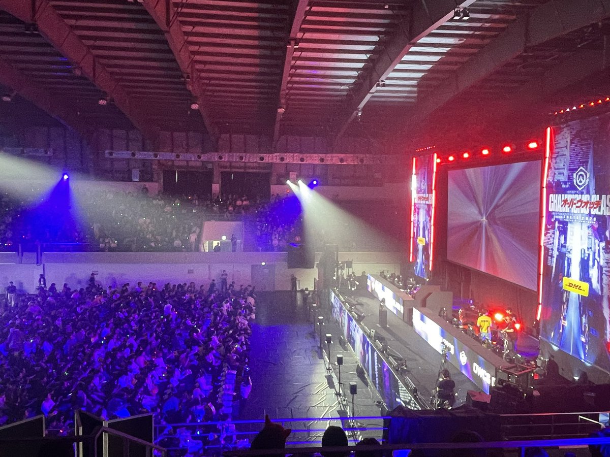 Simotuki_R6's tweet photo. めっちゃ久しぶりに大会観戦ー！
試合も激アツだった🙌

#OWCC https://t.co/1zCzwB9BoX