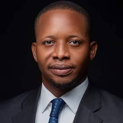 ngalulajenny81's tweet photo. Il commence à chercher à se rapprocher du président pour demander pardon afin de retourner au sein du parti

@YvesBuya1 https://t.co/a3eM1JRt5L
