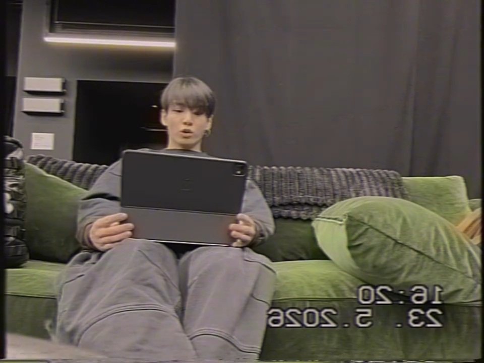 작살 tweet media