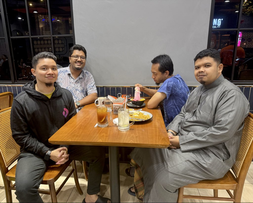 alustazai's tweet photo. Perjumpaan bulanan https://t.co/IJISbsvodw. https://t.co/MSePyHo7qW