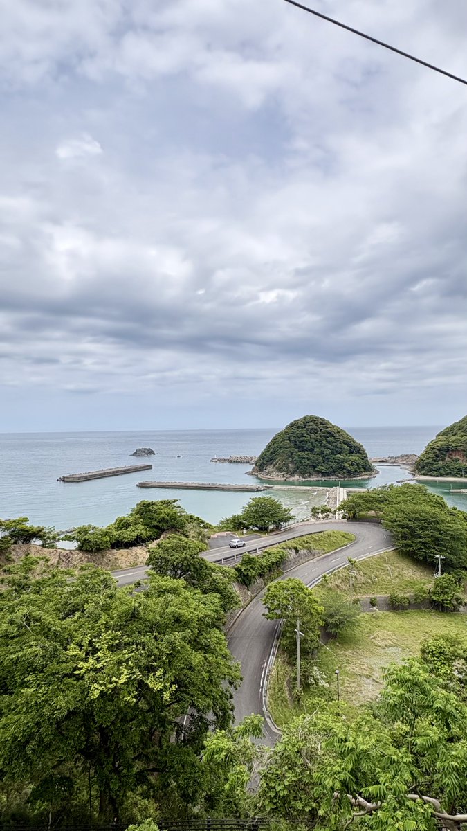 _MARO_reb's tweet photo. 今日は兵庫と鳥取の間にある七坂八峠へツーリング
但馬漁火ラインも走って　いい道ばっかりで楽しかったぁ
走行距離497.7キロ https://t.co/u2YbJSTydk