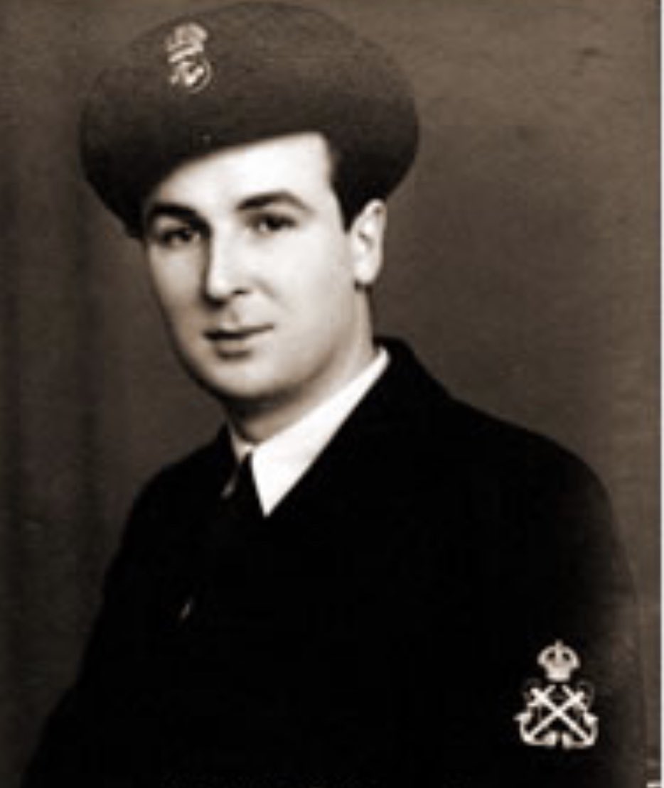 planetevans's tweet photo. @HMS_Collingwood @HMS_HoodUK @RoyalNavy @OnthisdayRN Ordinance Artificer 5th Class William Shuck. RIP Uncle Bill - still on patrol 🕯️ https://t.co/j4LHRInQL5