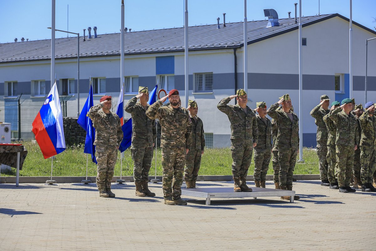 NATOTFSlovakia's tweet photo. 🇸🇮🎖️️ The Slovenian Contingent of MN BDE TF SVK marked Armed Forces Day with a military ceremony at MTA Lešť. A tribute to dedication, service and Allied unity in Slovakia. 🇸🇰🇨🇿🇵🇹🇷🇴🇸🇮🇪🇸 #wearenato #strongertogether #NATO https://t.co/F3U1bK1N5D