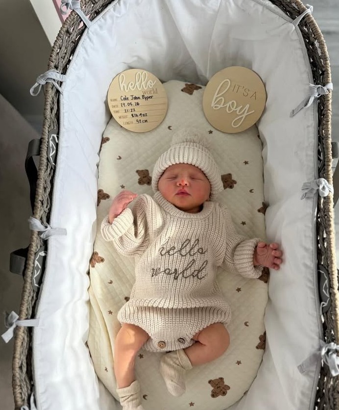 OfficialBRFC's tweet photo. 🥰 | Welcome Cole John Pyper!

Our most exciting squad addition this summer was confirmed on Tuesday, with the birth of Cole John Pyper!

A huge congratulations from everyone at Berwick Rangers to club captain Jamie and his partner Amie!

🖤💛 https://t.co/JpMO99klDS