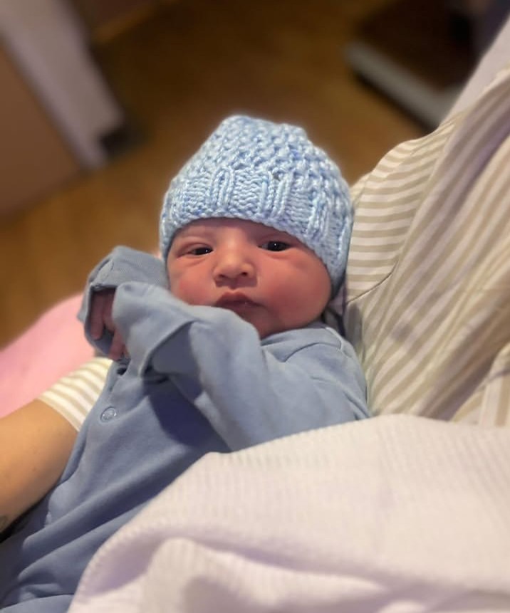 OfficialBRFC's tweet photo. 🥰 | Welcome Cole John Pyper!

Our most exciting squad addition this summer was confirmed on Tuesday, with the birth of Cole John Pyper!

A huge congratulations from everyone at Berwick Rangers to club captain Jamie and his partner Amie!

🖤💛 https://t.co/JpMO99klDS