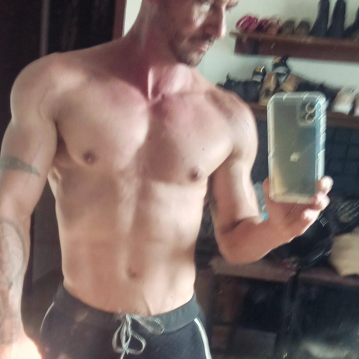 David216290's tweet photo. A dor passa , oq manda e o shape https://t.co/un6NXY9rCr