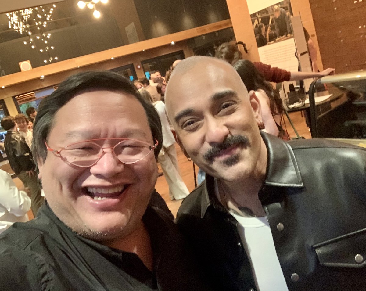d_chua's tweet photo. Still verklempt from last night’s @ShawTheatre opening of Funny Girl and Sara Farb’s Fanny Brice, showing the world that she really is one of our greatest stars! And fantastic cast, band and gorgeous production from top to bottom. Truly well worth the trip to Niagara-on-the-Lake. https://t.co/yJ6yy9YROd