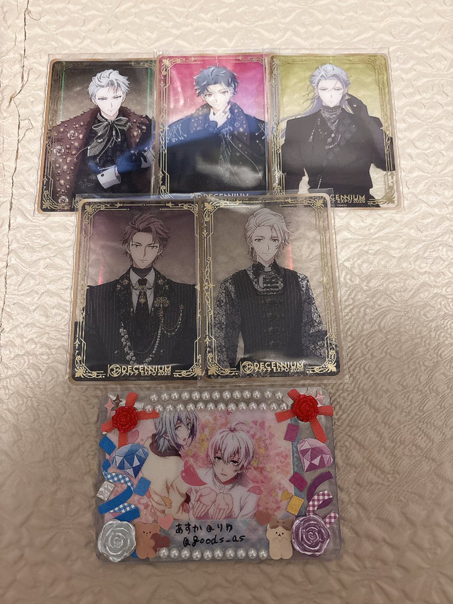 goods_as's tweet photo. アイナナEXPO 交換 譲渡

譲→クリカ:楽 百 千 虎於 巳波
缶バッジ:陸 虎於 巳波
クリア色紙:陸 虎於
カプ缶:虎於 巳波
フード特典コースター:TRIGGER(楽 天 龍之介) Re:vale(百 千)

求→クリカ:壮五 環
他:定価(+送料)

手渡し日、郵送ご相談ください。
よろしくお願いいたします。 https://t.co/Ccolr5KA7s
