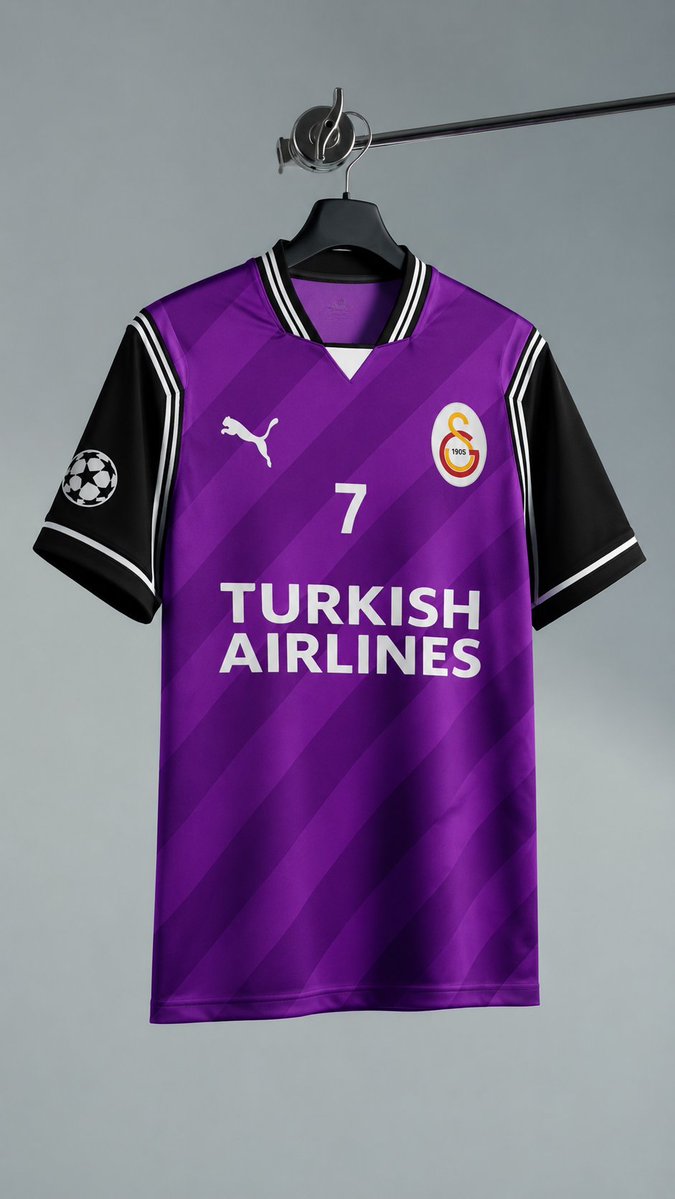 FRTFCN's tweet photo. #Galatasaray 
#GsStore 
#PumaTürkiye
@GalatasaraySK
@GSStore
@PUMATurkiye https://t.co/EHKoigSGWP
