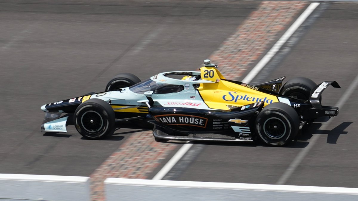 StealthPhotog's tweet photo. Qualifying #AcrosstheBricks @IMS @IndyCar
#IMS #IndyCar #INDY500 Starting 4th @FelixRosenqvist @MeyerShankRac 3rd @malukasdavid @Team_Penske and 2nd @AlexanderRossi @ECRIndy @ApexIndyCar https://t.co/LheyCw6e4I