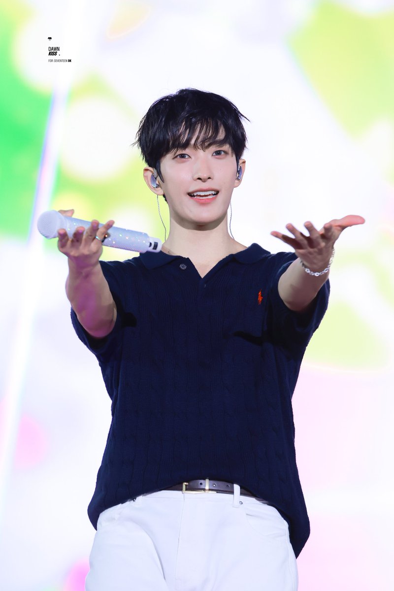 DawnKiss97218's tweet photo. 260524 Seventeen ‘Yakusoku’ Fan meeting in Osaka D2

너무 귀여워🫶
#SEVENTEEN #DK
#도겸 #이석민 #ドギョム
@pledis_17 https://t.co/8WLtmkqKEP