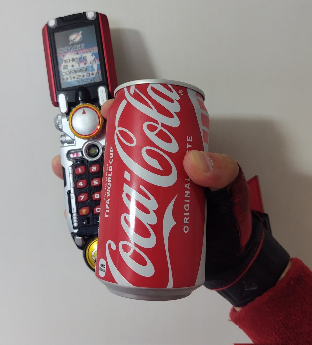 コカ・コーラ(⁠・⁠∀⁠・⁠)！
