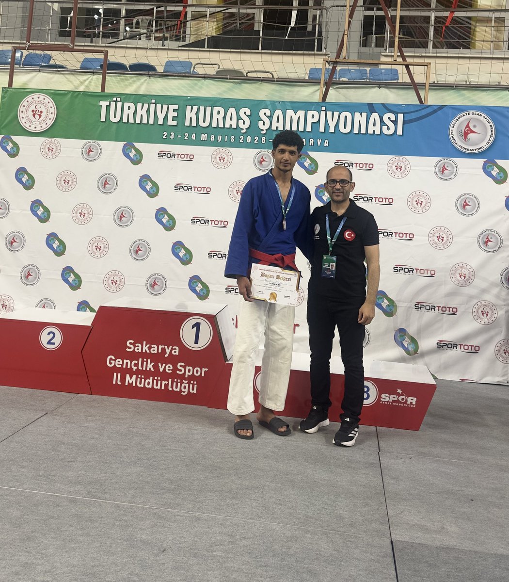 rakip49's tweet photo. 23-24 Mayıs 2026 tarihlerinde Sakarya ilinde yapılan Büyükler Kuraş Türkiye Şampiyonasında
63 kg Şilan TORAMAN 🥉
73 kg Musa KARAKOÇ 🥉olmuşlrdır.Bize destek veren herkese çok teşekkür ederim🙏 https://t.co/4aZWxsjzSK