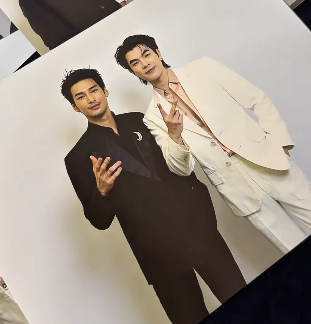 urmamipoko's tweet photo. รูปคุณป๊าคุณพ่อของฉัน https://t.co/hP404Fdmzk