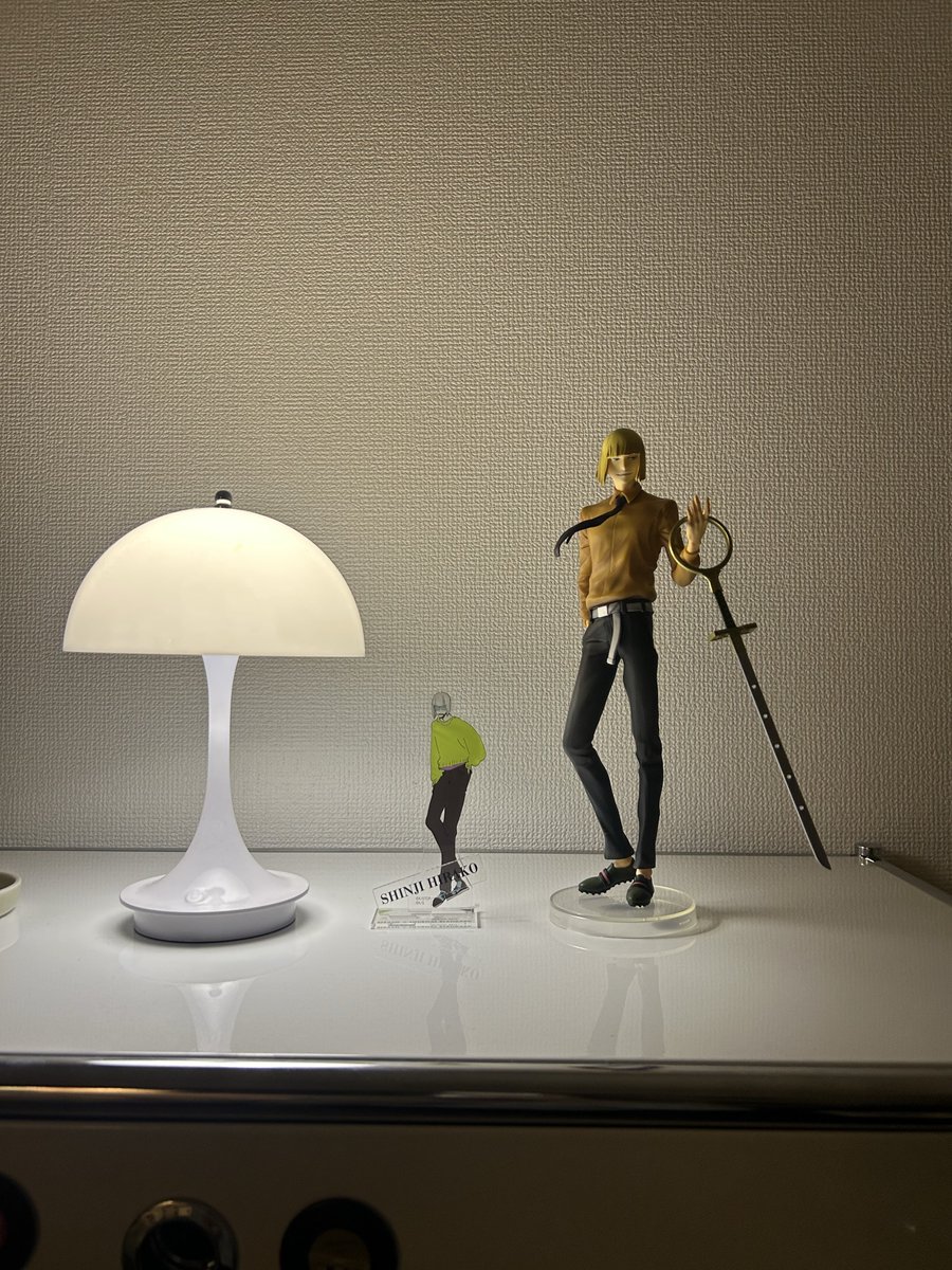 mm_23_22's tweet photo. まじで一生見れる、推しのフィギュアを手に入れるって、幸福感ハンパない。こんな面のいい男のフィギュアをこれから毎日拝めるの？？？死んじゃうけどイイ？？？？あ、でも死んだら戸魂界にいけるかむしろ最高なのでh https://t.co/B1otbYtl1g