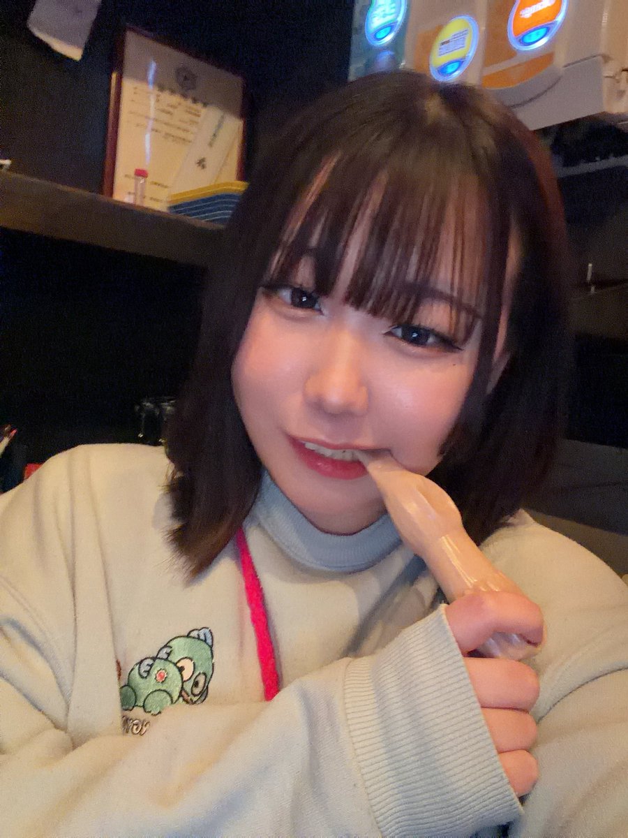 biton__charu's tweet photo. はじめまして😘
そして！Xに登場✨️
美豚に入荷されている美しい豚のちゃるです🐖⸒⸒⸒⸒

美味しいもの大好き！
食べることは呼吸と同じだと思っている系の食べすぎ注意なウォンナՇ˝ⳣ
お酒だってたぁ~くさん飲んじゃうんだから🥂💖
騒がしめな可愛いちゃるちゃるを皆さまよろしくお願いします♥️ https://t.co/E3284b3pot