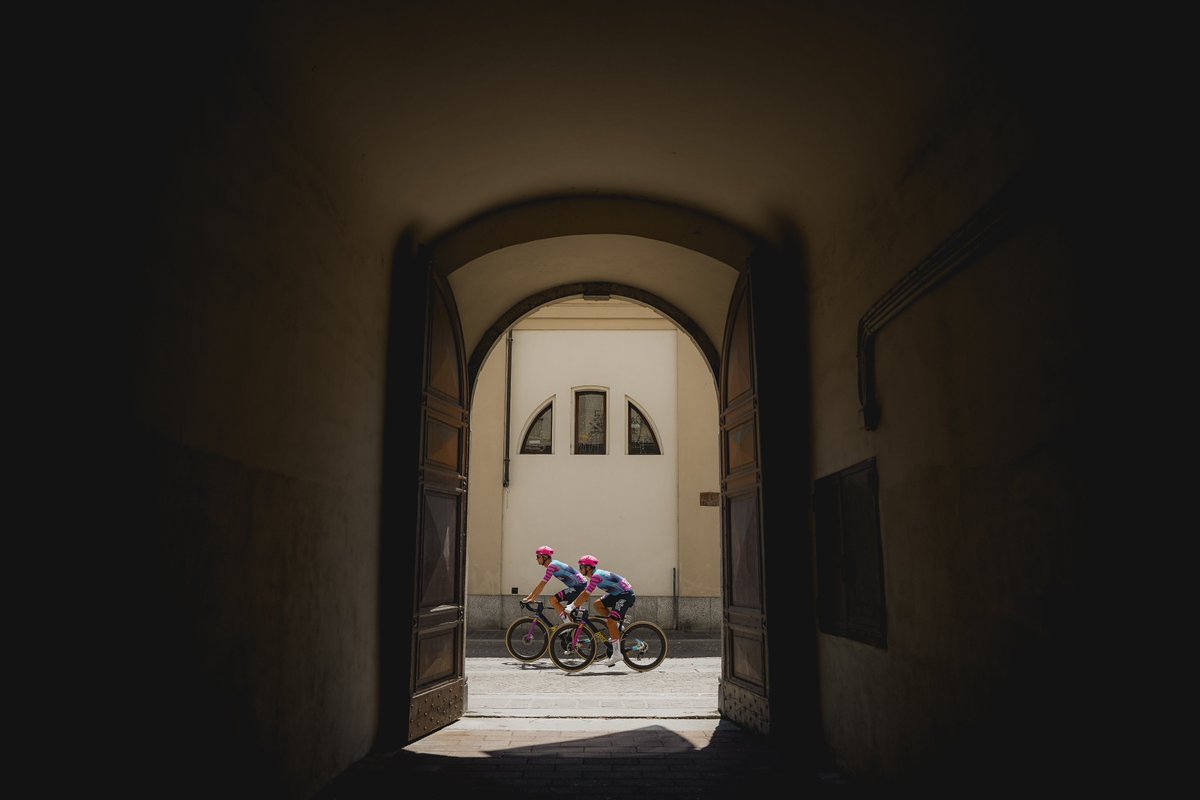 Giro d'Italia tweet media