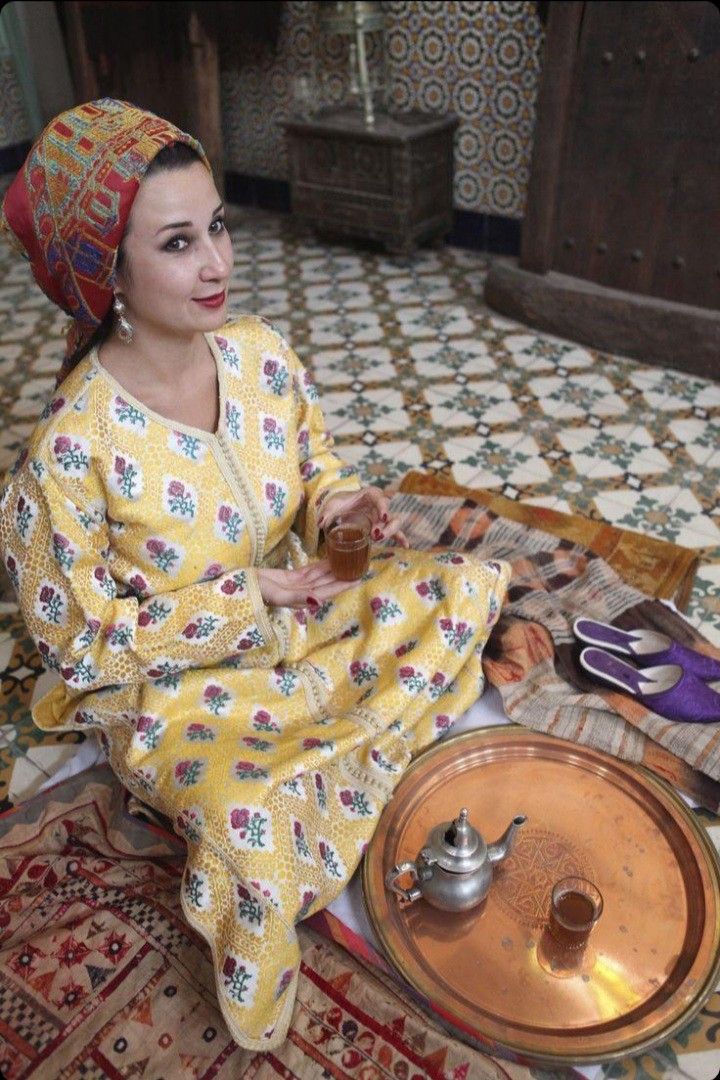 MounaNaceri's tweet photo. The stunning #MoroccanCaftan called #Khrib🌹✨

The Khrib is a luxurious Moroccan brocade fabric- that is handwoven with silk satin and gold threads by 'Bencherif Brothers' in #Fez🇲🇦 https://t.co/4KWz2KhDYt