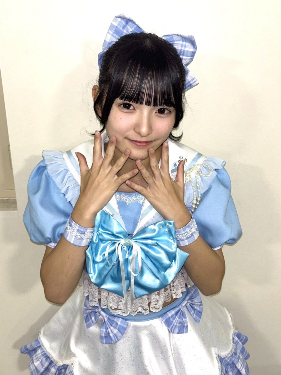 花咲璃里華 tweet media