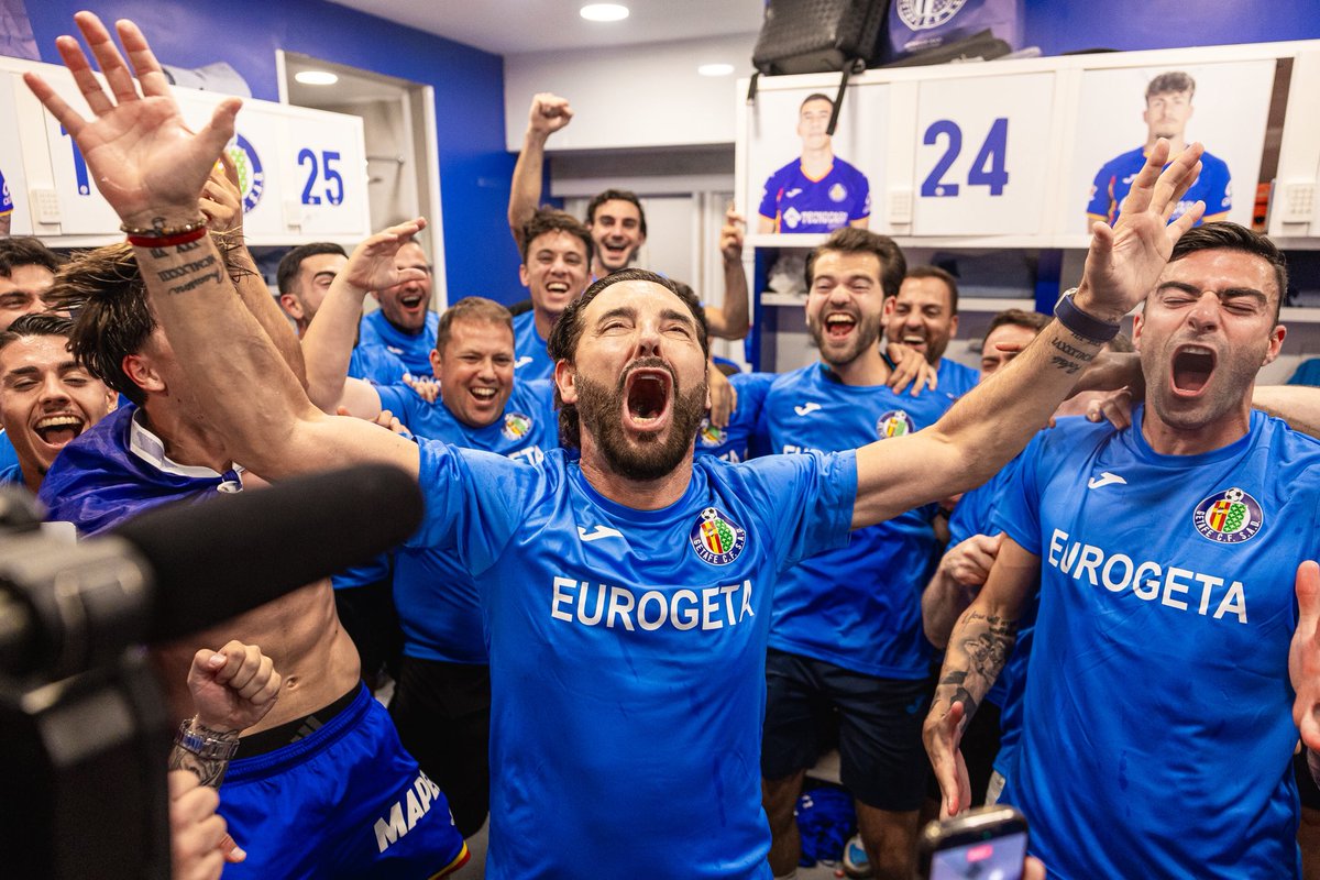 GetafeCF's tweet photo. Efectivamente, la tenemos:

𝐃𝐎𝐍 𝐉𝐎𝐒𝐄́ 𝐁𝐎𝐑𝐃𝐀𝐋𝐀́𝐒 𝐉𝐈𝐌𝐄́𝐍𝐄𝐙

QUÉ ME VUELVO LOCOOOOOFLDKSLSLAFNNFDNDNDNAKSKSAKAND

🇪🇺🕶️📸 https://t.co/Cog5JeqhLj
