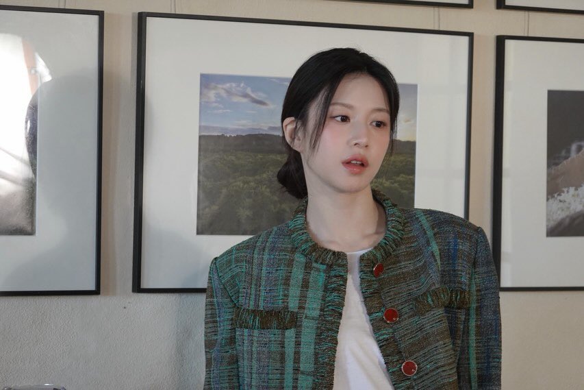 Younjung tweet media