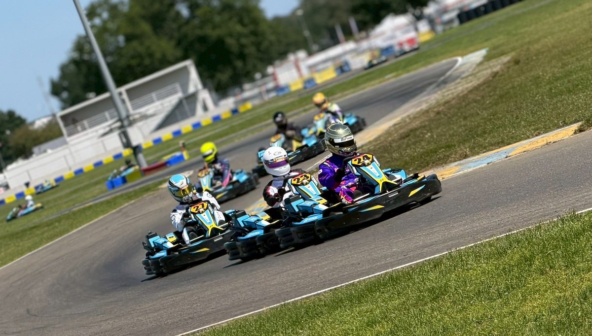 kotapakart38's tweet photo. フランス遠征
SWS ENDURANCE 2026 リザルト
予選は4人のベストラップの平均タイムで順位が決まり39/48位
決勝 41/48位
24時間、ドライバー、サポートメンバーの皆様お疲れ様でした
#sodi
#sws
#Mokkolys https://t.co/BiTN0QdAIi
