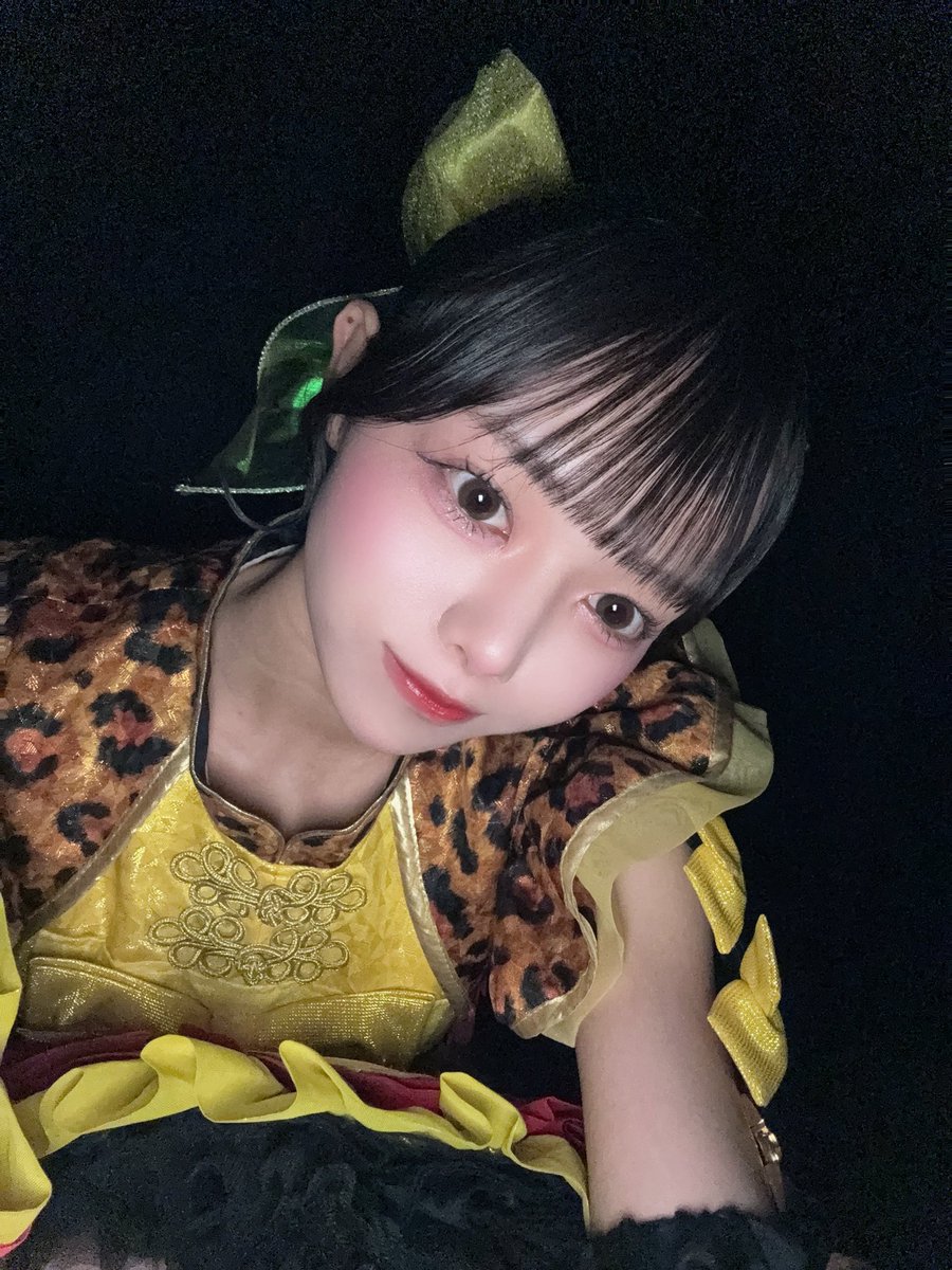 サインボール ナナコロビヤオキ 瀬戸内 れもん ヒロインズカウントダウン 新アー写公開】 🐙瀬戸内れもん(@lemon_nanakoro) 🐙担当カラー : 黄