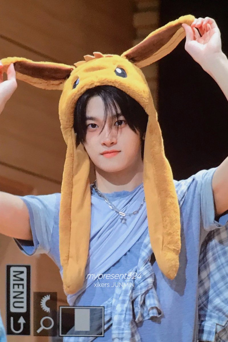 으이 tweet media