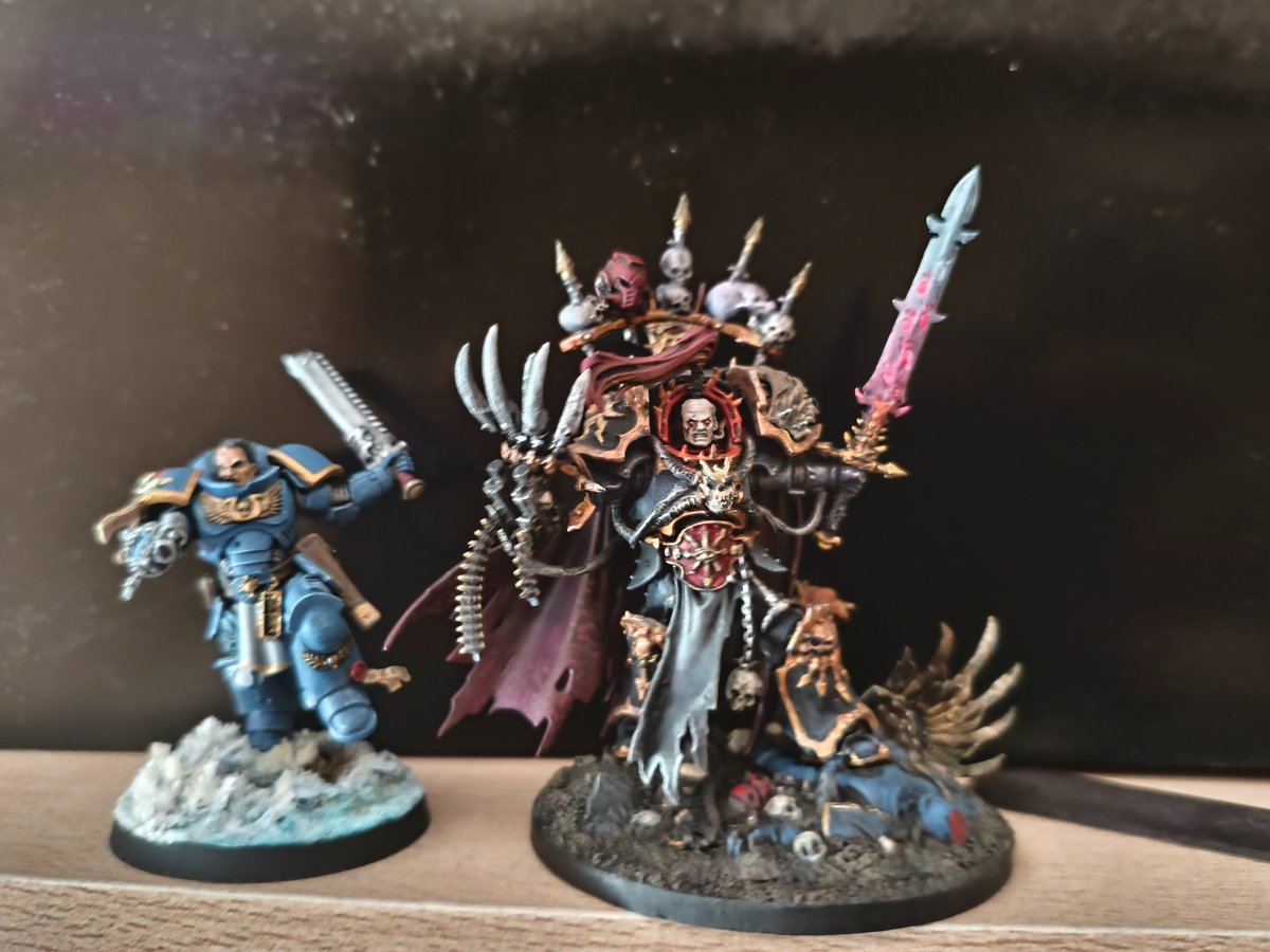 FantasyChuck's tweet photo. Abaddon el Saqueador añadido a la colección Warhammer 40k 😍 https://t.co/kw0oOuBWoV