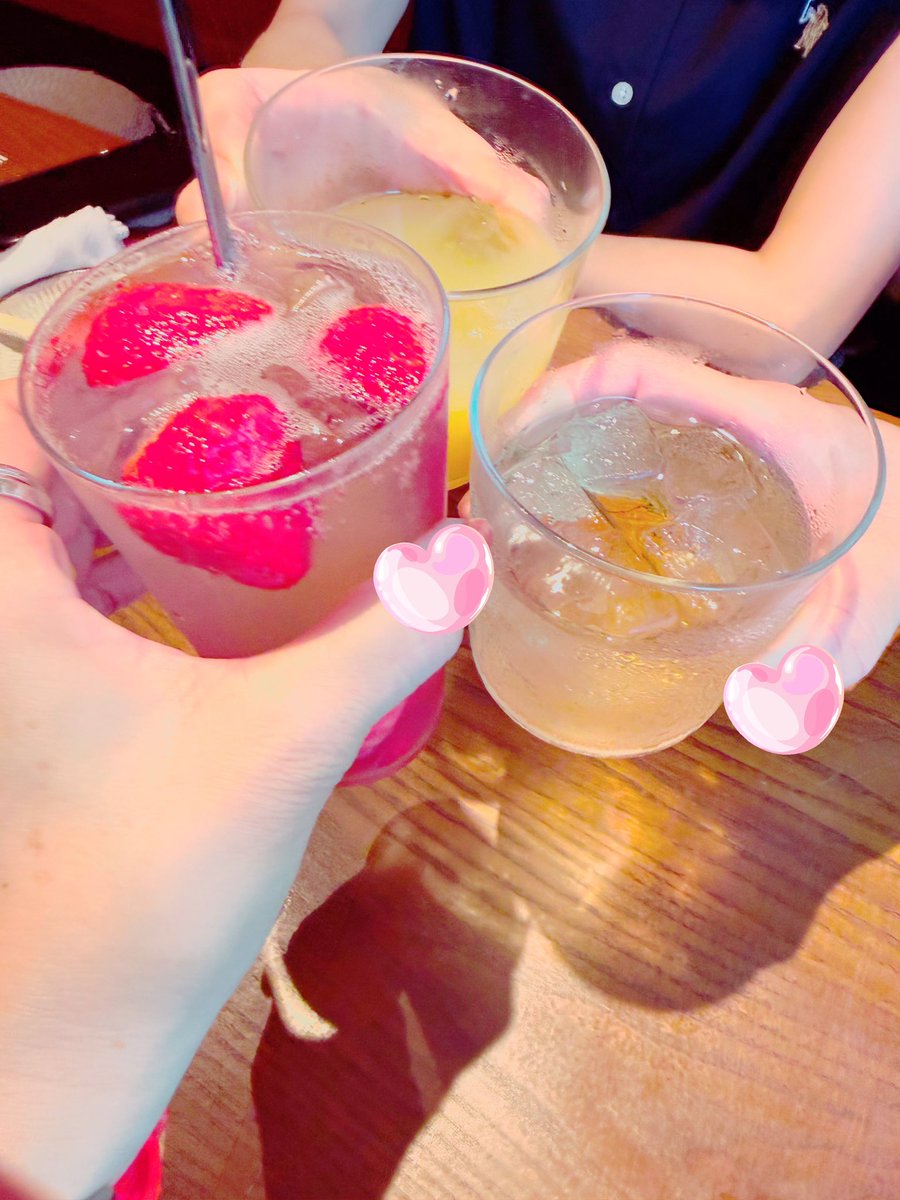 castle__712's tweet photo. 楽しすぎた♡
친구ちゃん達のおかげでインソン🦊にも
会えたし幸せすぎた🥹
会場でお会いできたパンタジちゃんたちみんなもありがとう🩷
久しぶりにみんなに会えた気がする✨

RTとしてくれたみなさんもありがとう
でした☺️ https://t.co/UVwpBbfj0C