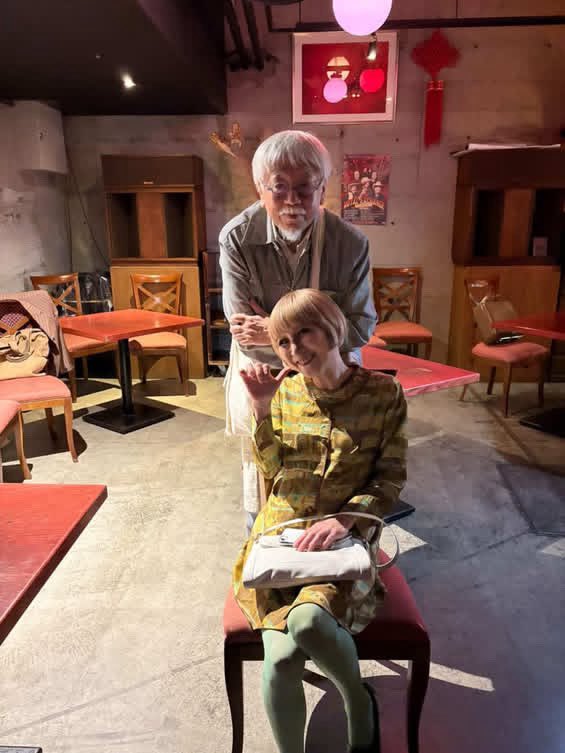 Ohlala_lalako's tweet photo. 昨日の名古屋モッズメーデー①
小西康陽さんーーーー🥳
最高でした〜🎵
#ピチカートファイヴ #渋谷系 #DJ https://t.co/f3kNkC39QD