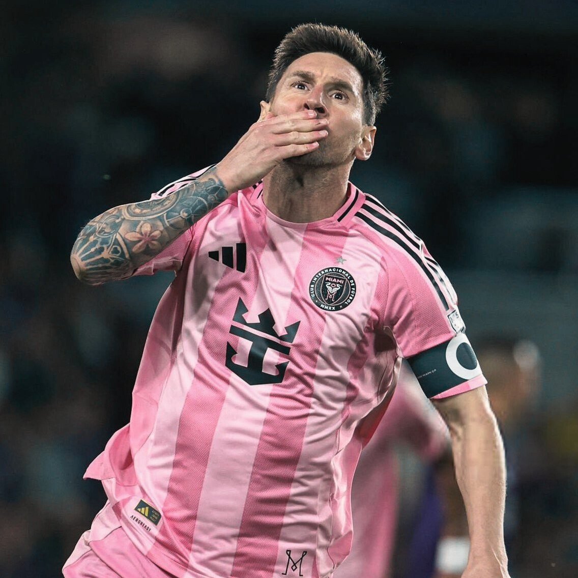 MessiLeoBrasil_'s tweet photo. HOJE TEM LIONEL MESSI EM CAMPO! https://t.co/DC8zB69kHN