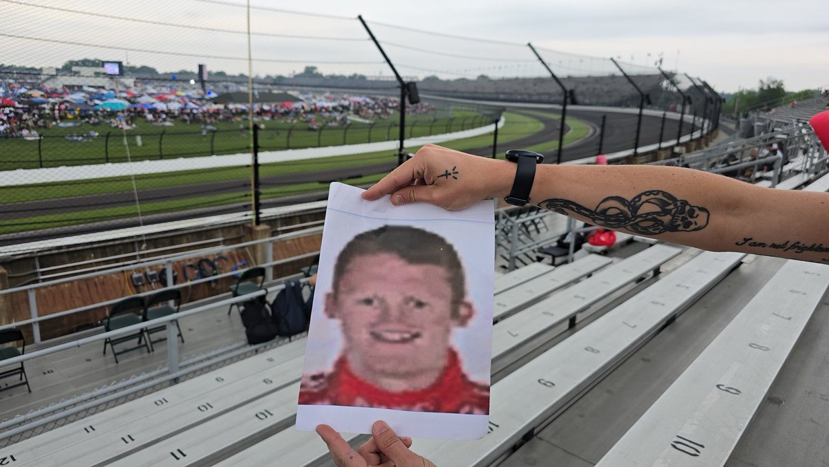 windVOW8820's tweet photo. SCOOT DIXON HAS MADE IT TO THE INDIANAPOLIS 500 https://t.co/eJqTMaj158
