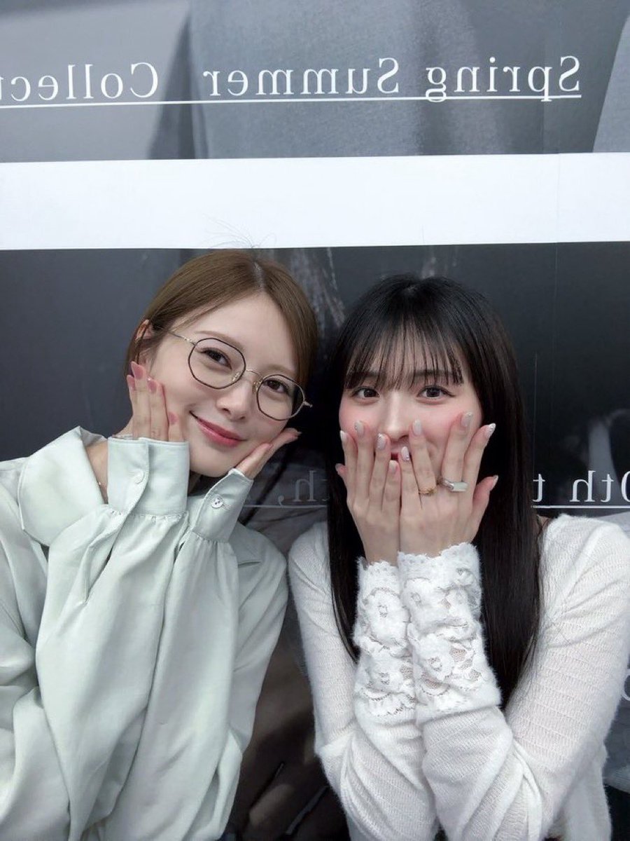 桃ちゃん、まいやん可愛い #大園桃子 #白石麻衣