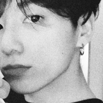 minh⁷ ✧ ifb ♡ SEEING BTS #ARIRANG #1 army + dive tweet media