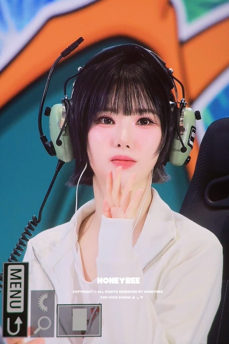 honeybee_530's tweet photo. 260524
#비비지 #VIVIZ #은하 #EUNHA https://t.co/0Hi4JNsxee