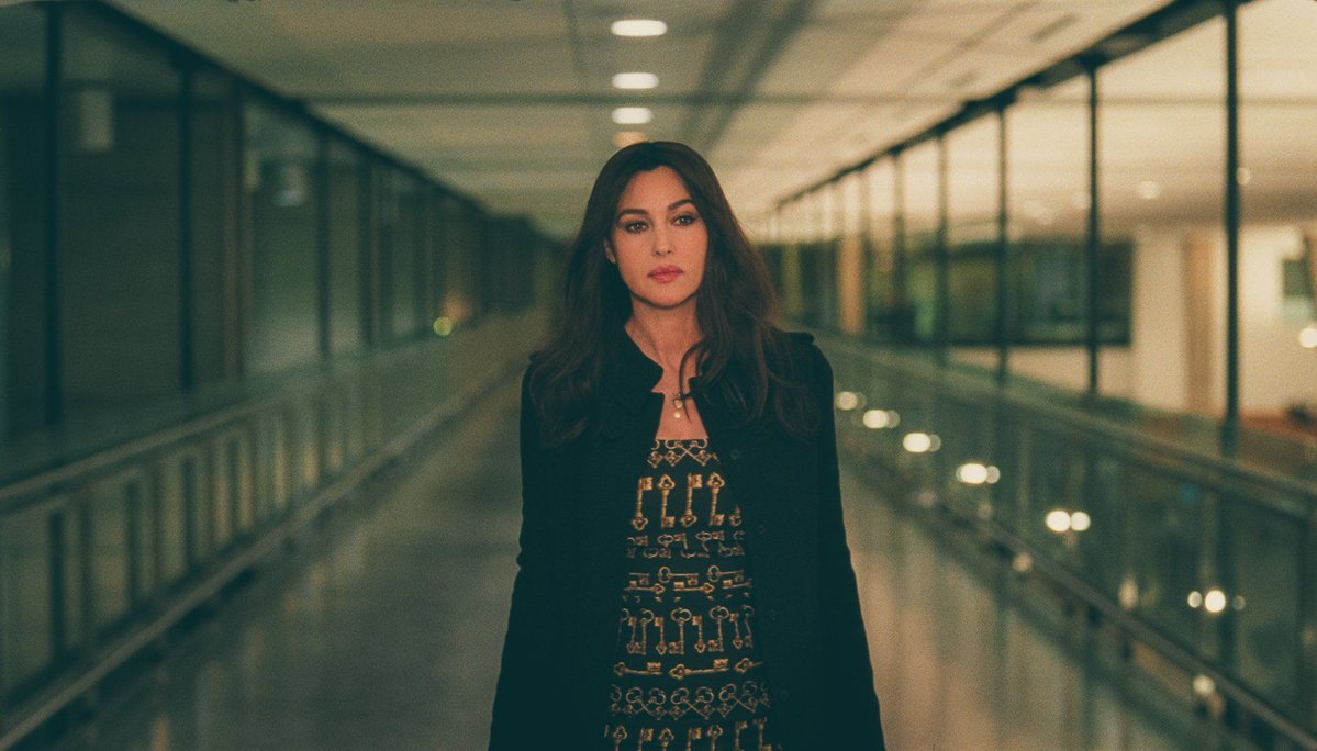 aMonicaBellucci's tweet photo. Ville-Marie cinematic aura 🎬  
📸 https://t.co/8uafnr3bYJ https://t.co/YOt1QBZti3