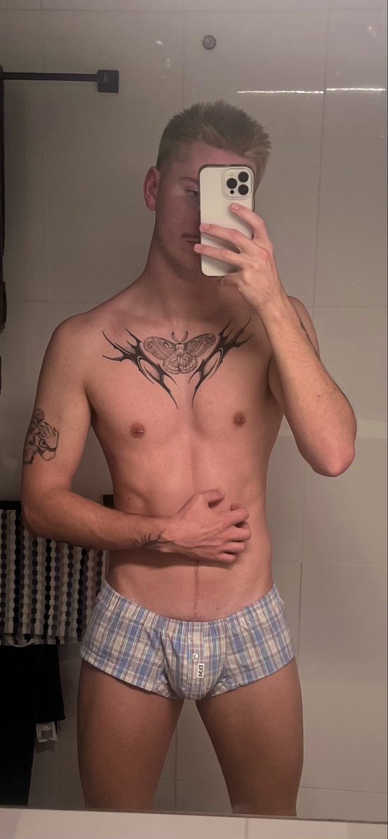 BRIS_VERS_TWINK tweet media