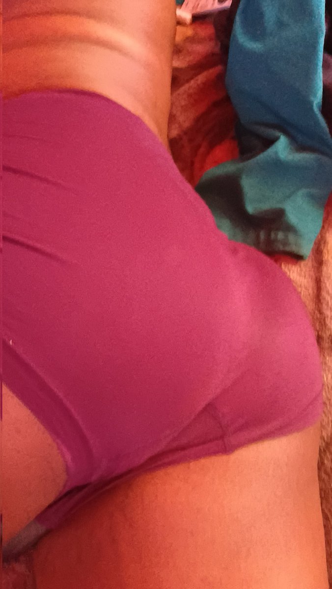 NovaHorrorIcon's tweet photo. Confusing androgynous picture number 3 
#Androgynous #nova #butt #viral https://t.co/YkWjKH5xdz
