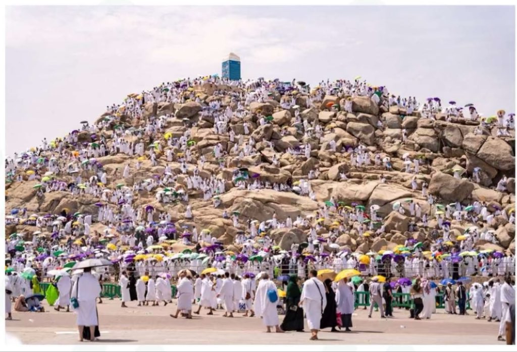 mt552255's tweet photo. ما مثلك بهالدنيا بلد 🇸🇦 
رسميًا .. تدشين مشروع
تلطيف الأجواء في جبل الرحمة . https://t.co/yau33jRKFN