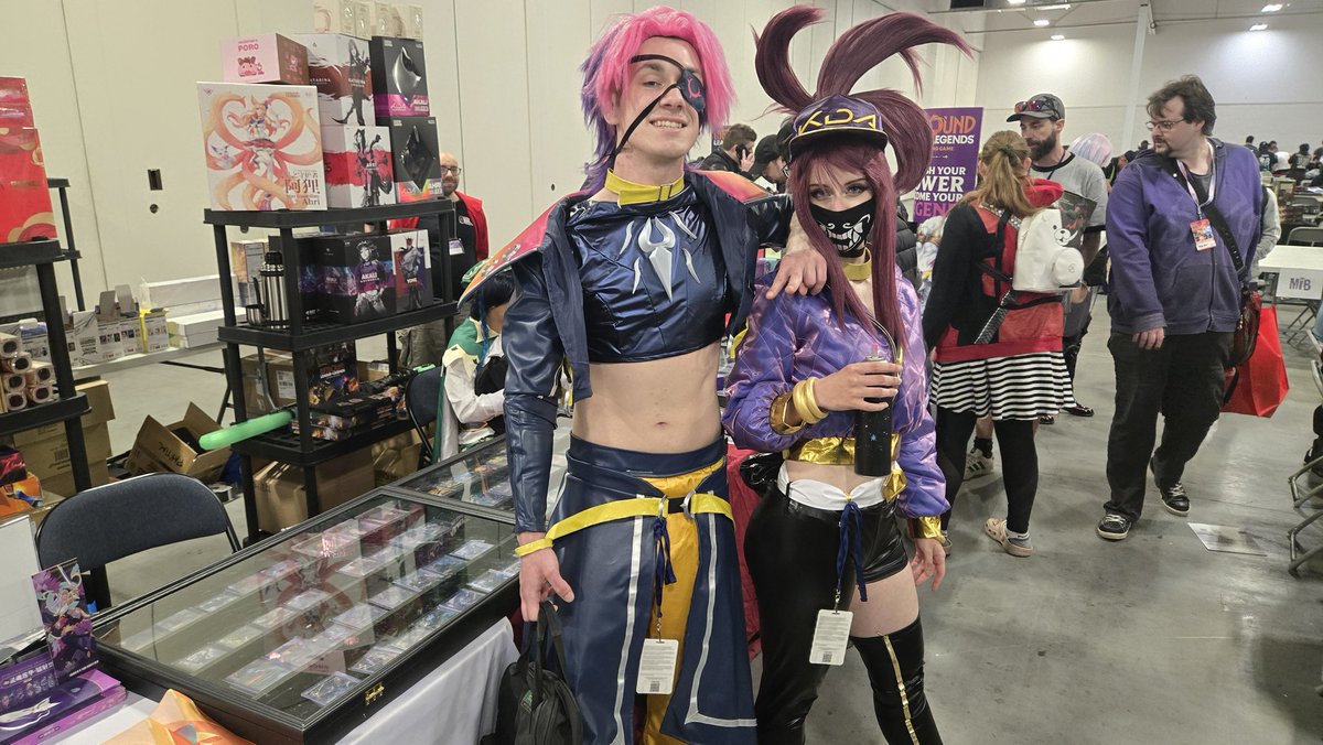 RedRiotGames's tweet photo. @playriftbound Excited and happy to have had our cosplayers showup to show off their love for Riftbound during our 5k event at @AnimeNorth  this year. https://t.co/er0Kw1vyg0