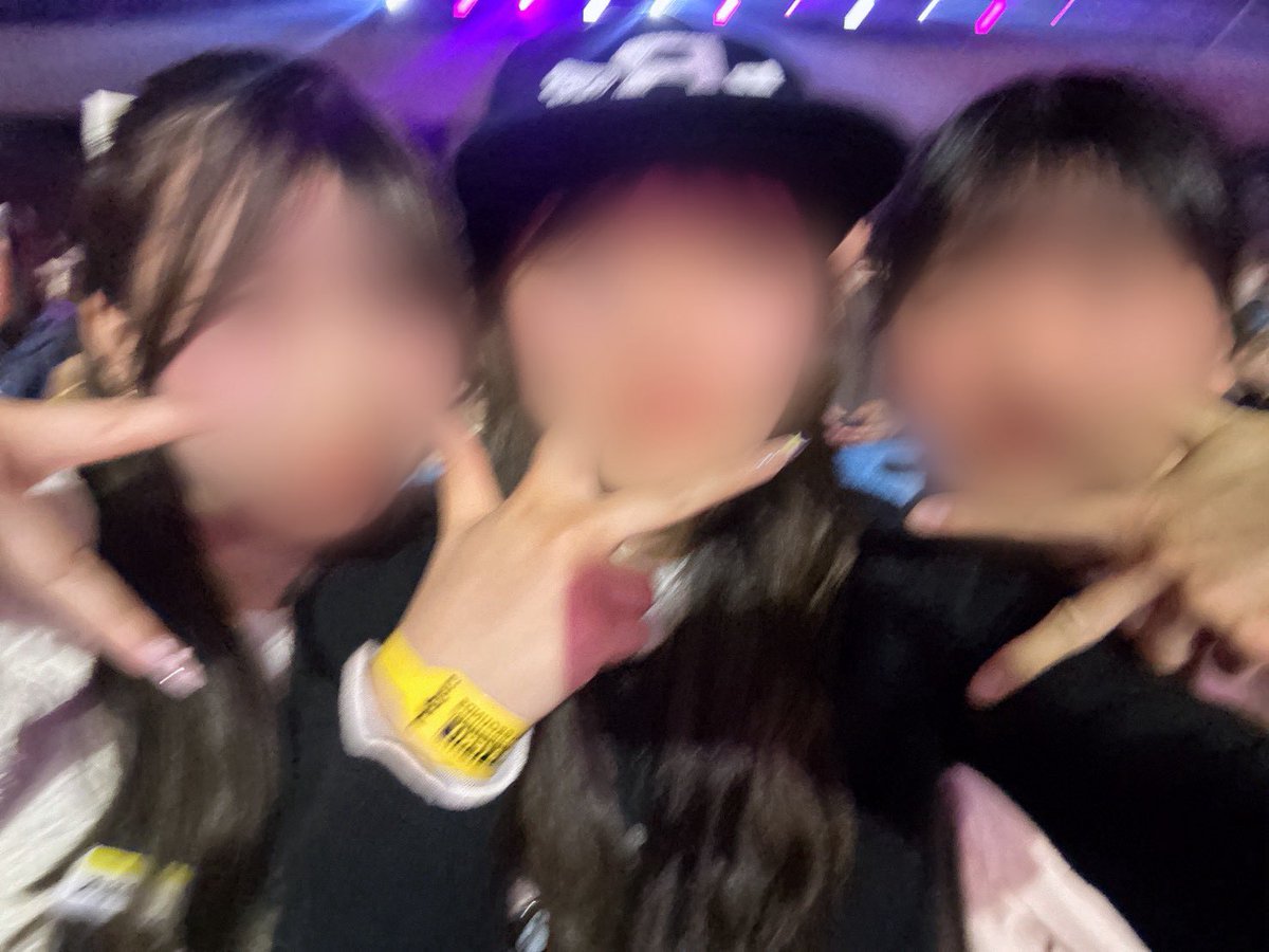 mk_32_'s tweet photo. 0508  KCON♬.*ﾟ https://t.co/bmKKbth6VI