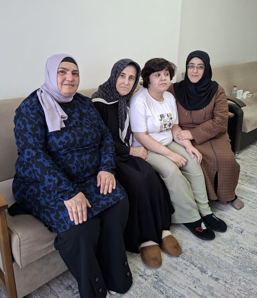 akkadinizmit41's tweet photo. 📍Bayram ziyaretlerimiz

Doğuştan engelli evlatlarımızı ve kıymetli ailelerini, Cumhurbaşkanımız ve Genel Başkanımız Sayın Recep Tayyip Erdoğan’ın selamlarıyla ziyaret ederek Kurban Bayramlarını tebrik ettik.

@tugbaisikercan 
@yyaseminozdemir https://t.co/gvoTbPzEw3