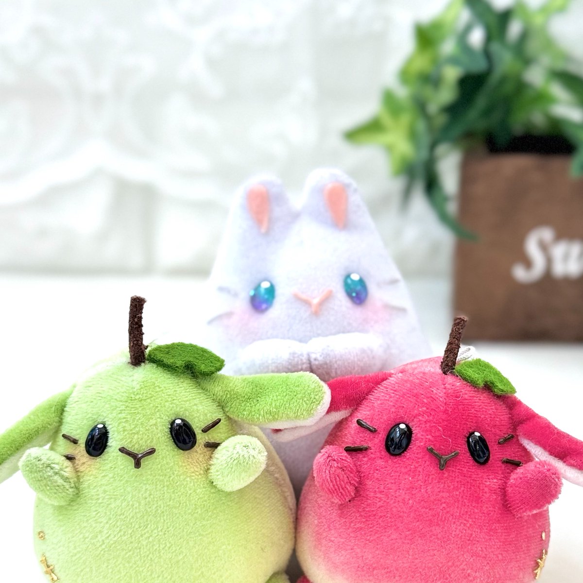 百福堂🐰りんごだっこちゃん🍏5/31まで tweet media