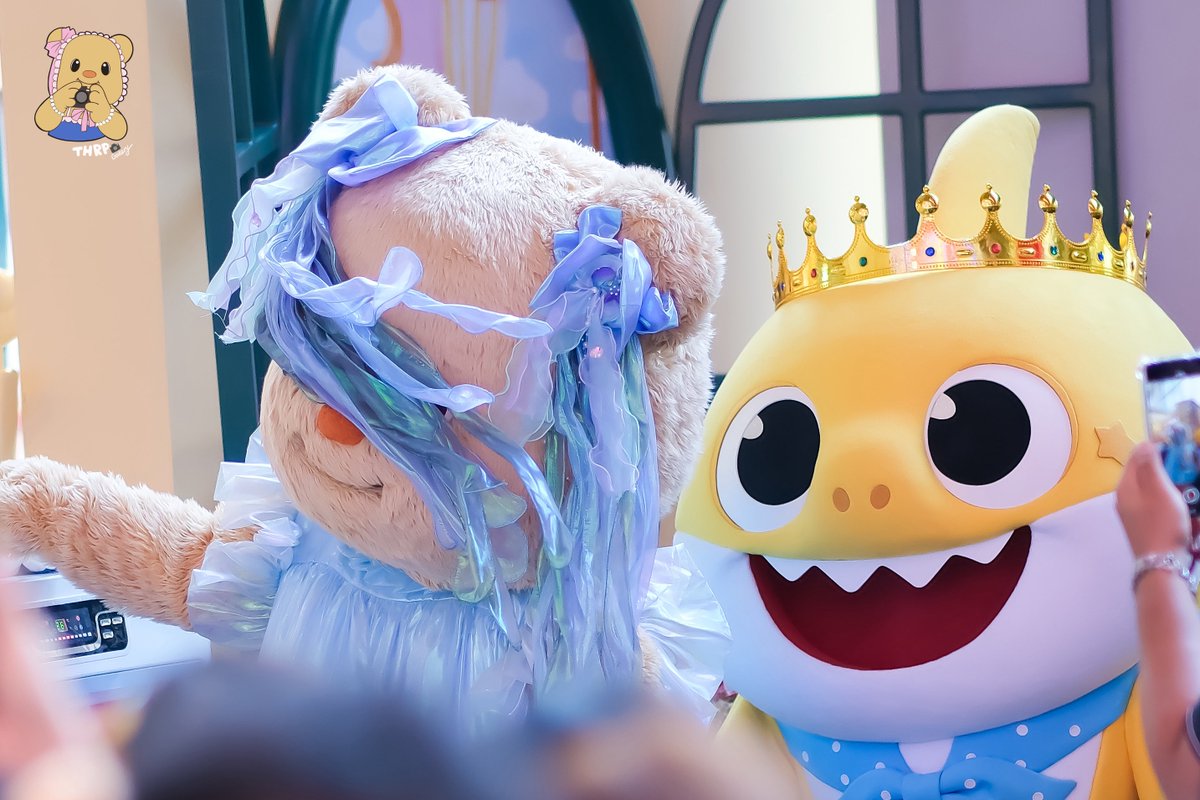 THRP1234's tweet photo. วัน ๆ พันกว่ามีม 😆🦈🧸

#Butterbear
#Babyshark
#ButterbearxBabyShark https://t.co/RlCpp9c1ow