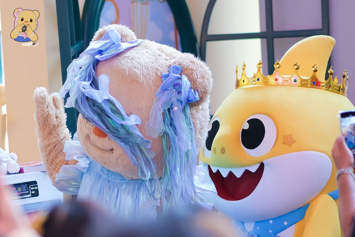 THRP1234's tweet photo. วัน ๆ พันกว่ามีม 😆🦈🧸

#Butterbear
#Babyshark
#ButterbearxBabyShark https://t.co/RlCpp9c1ow