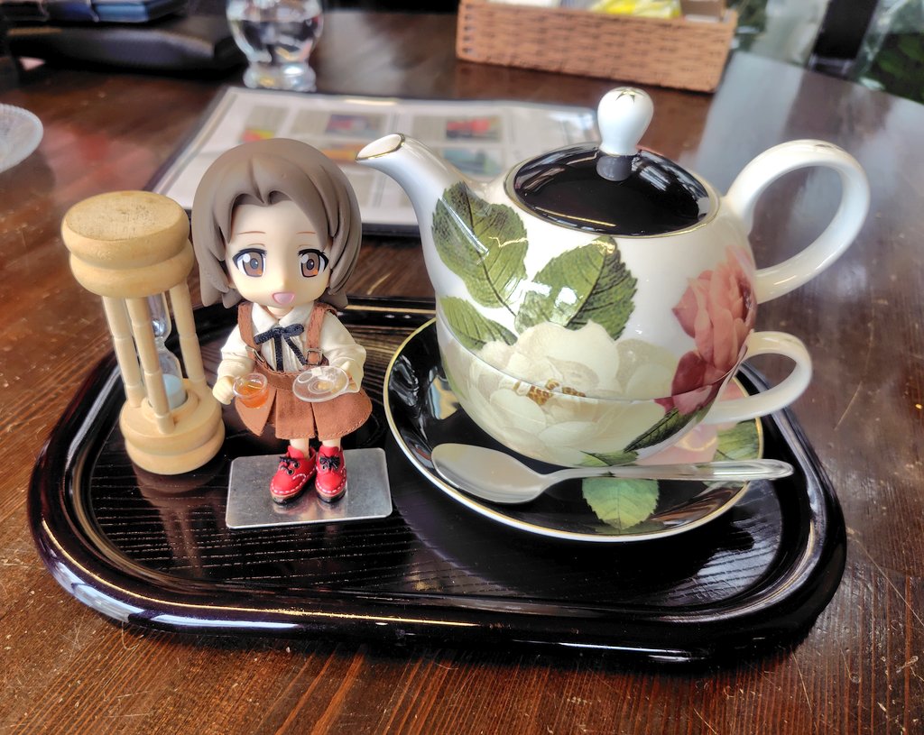 床上手さん　ざーす　お茶会 床上手さん. | TheArth＿six