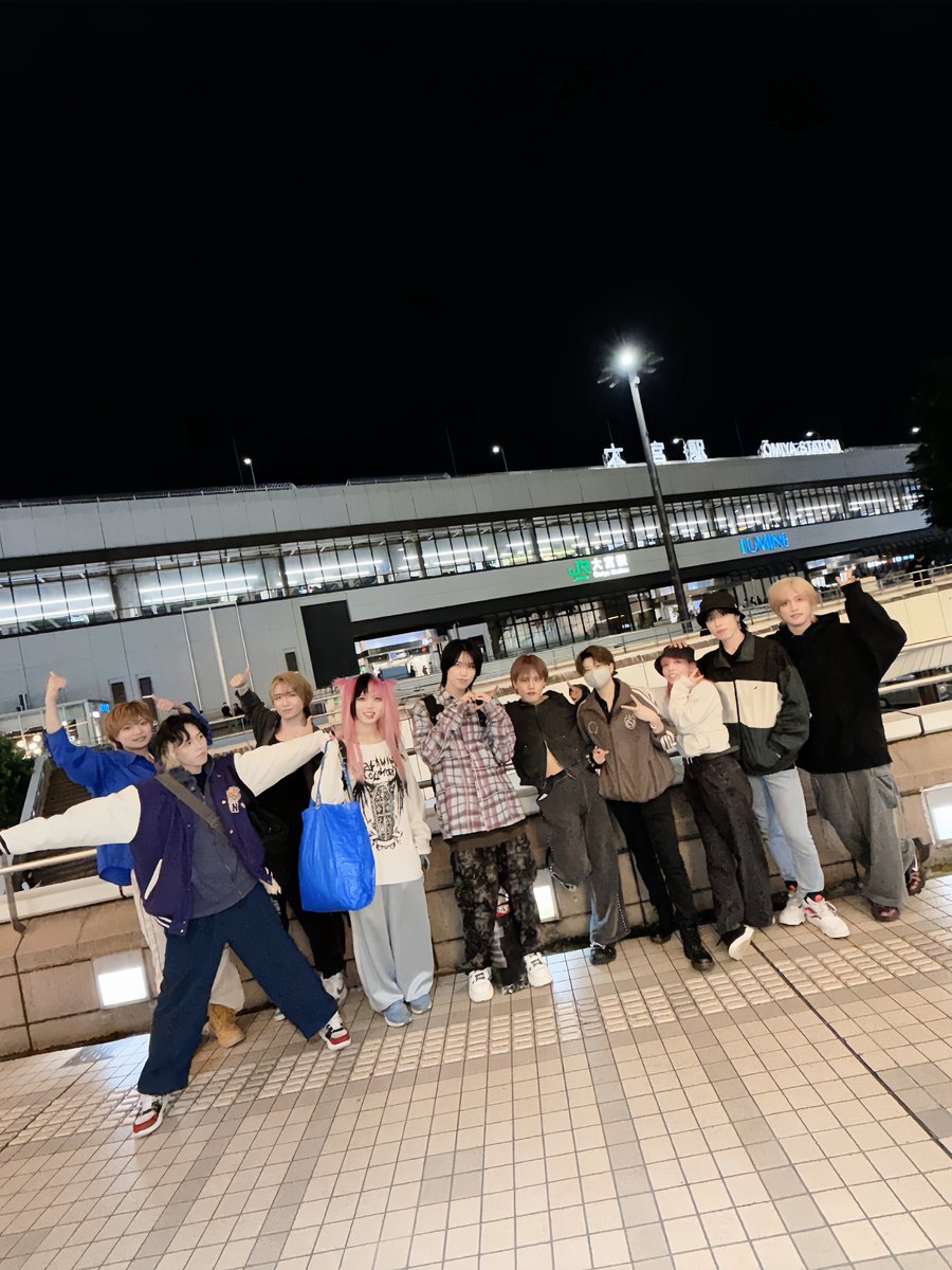 FourSoundTeam's tweet photo. また明日！！！！

沢山の方々に集まって頂きメンバー共に嬉しくて小躍りしてます。うひょー！！
大宮アルシェさんはもうホームと言っても過言では無いかもしれません。また6/13に！！

#はいばず #嘘グリ https://t.co/b3E5mEisSL